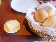 餐前面包-卡本妮法餐厅·北京和平宾馆