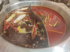 -黔哆哆地摊酸汤火锅(清湖店)