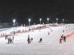 -鳌山滑雪度假区