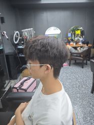 -藤野造型专业烫染接发