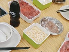 -杨老板·海鲜集市火锅·鲜切牛肉(中防万宝店)