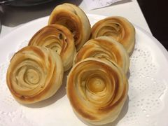 老济南油旋-闫府私房菜·百年鲁菜(恒隆店)