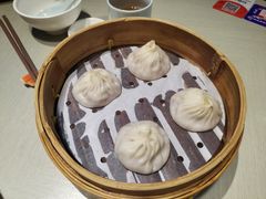 双拼小笼（蟹粉+鲜肉）-穿蒸引鲜·嗲记(正大广场店)