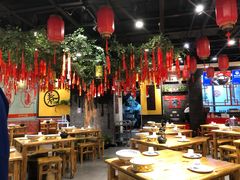 大堂-满园烤鸭·春饼(华强广场店)
