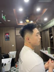 点击看大图 -派頭·PARTY HEAD男士理发馆