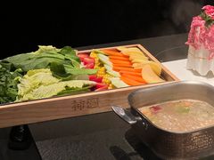 -左庭右院鲜牛肉火锅黑金店(陆家嘴中心店)
