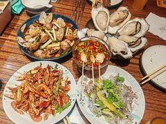 -蚝堡海鲜·威海菜·海肠捞饭·烧烤·亚洲吃蚝公司(幸福门店)