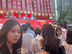 -观音桥步行街