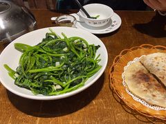 -鱼头泡饭·湖北菜·非物质文化遗产(岳家嘴总店)