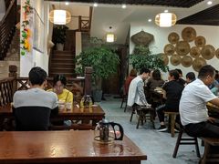 大堂-黄桷树曹家私房菜(江与城店)