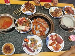 -锤头鲨毛肚海鲜烤肉自助餐厅(国购广场店)