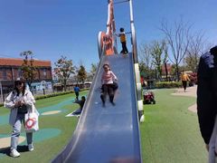 -季高兔窝窝亲子园(上海薰衣草公园店)