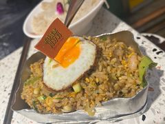 -红九格老火锅(三峡广场店)