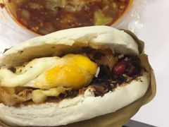 蛋菜夹馍-清真马文肉丸胡辣汤(回民街店)
