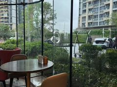 -星河吉酒店-BOND大堂吧·咖啡·简餐