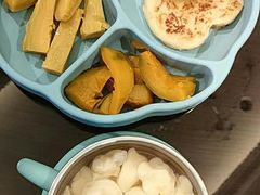 -红樱桃月嫂育婴师(徐汇总店)