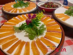-醉美东江·三文鱼·烧鸡公