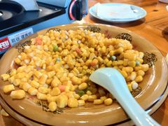 -洋沙湖湖色生鲜主题餐厅