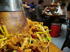 -炉小二铜锅牛蛙•川湘菜(三里屯店)
