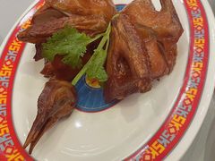 香炸乳鸽-香港新曜记茶餐厅(星耀城店)