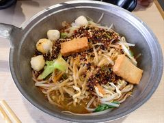 -灵芝妹子海鲜米线(劳动公园店)