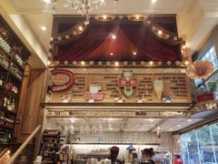 -玛格萝妮比萨屋(四平店)