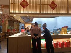 -蜜桃餐厅·伴山(湖滨商业街店)