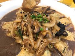-侬佳蒸菜馆(听潮店)