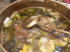 -毛肚向右·川渝毛肚王(经开永旺店)
