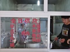 -文山荷鲜居(翠湖店)