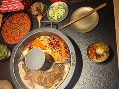 -晓宇重庆火锅(西安荟聚店)