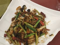 -东馆和天下特色餐饮(工农店)