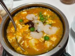手拆固城湖蟹粉虾仁豆腐-小厨娘淮扬菜(江宁万达店)