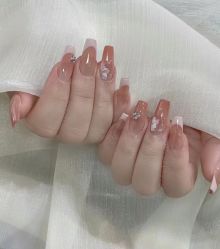 -莎拉美学·美甲美睫