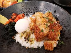 脆皮猪肉饭-Calia