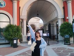 -佛罗伦萨小镇广佛名品奥特莱斯(疏港路店)