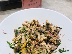 -七彩云南古滇温泉山庄