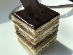 -广州天河希尔顿酒店