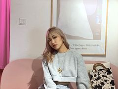 -nana showroom娜娜家服装店