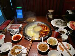 -巴邑火锅·夜宵(港隆广场店)