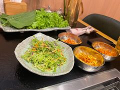 -臻牛烤肉