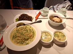 -乔家小院•非遗驴肉•青岛菜(滨河路店)