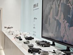 -DJI大疆(深圳华强北曼哈授权体验店)