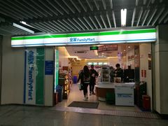 -陆家浜路(地铁站)