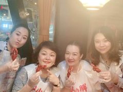 -沪小胖小龙虾(淮海中路旗舰店)