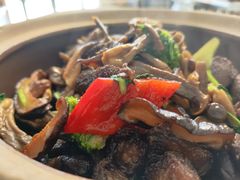 -天天向上素食餐厅(五台山店)
