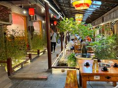 -三道苗苗鱼·美蛙黄辣丁(八里店)