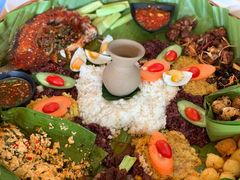 -傣家寨花园主题餐厅