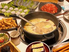 -汤宴·参须肚包鸡(南京路店)