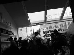 -UNI UNI(环亚凯瑟琳店)